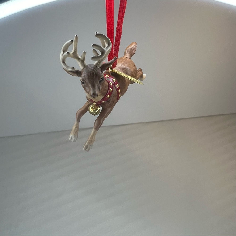 Hallmark keepsake Ornament Reindeer w/Bell Twas The Night Before Christmas 2001 - Picture 4 of 8